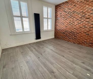 3 Bed Terraced House, Lakehall Road, CR7 - Photo 3