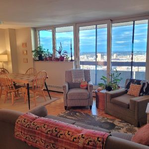 Great views and steps from the mountain! - Lease transfer - Photo 2