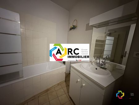 Location Appartement 1 pièce 31m² ORLEANS 45000 - Photo 4