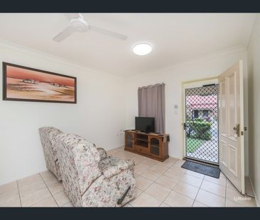 1/240 German Street, Norman Gardens, Qld 4701 - Photo 4