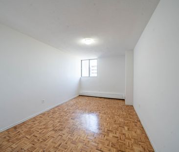 For Lease - 5 Glamorgan Avenue Unit# 904, Toronto, Ontario - Photo 5