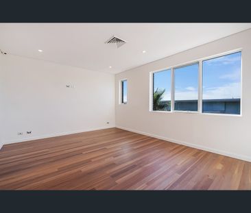21/2 Boondilla, The Entrance, NSW 2261 - Photo 3