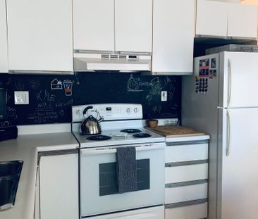 For Lease - 76 Orchard View Boulevard Unit# 1, Toronto, Ontario - Photo 1