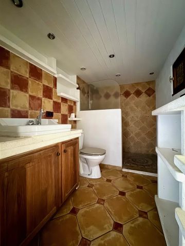 Location Maison 2 pièces 70m² CHATEAUNEUF DE GADAGNE 84470 - Photo 5
