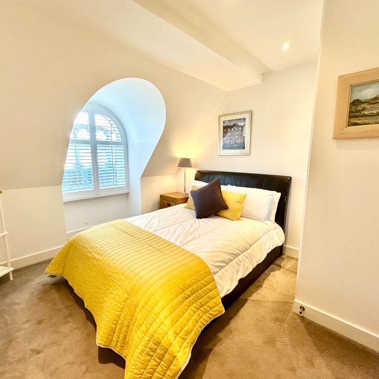 Lynedoch Terrace, Park, Glasgow, G3 6EJ - Photo 1