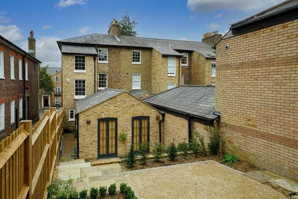 High Street, Berkhamsted, HP4 - Photo 1