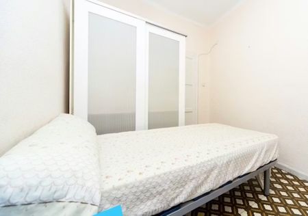 Calle de Moratines, Madrid, Community of Madrid 28005 - Foto 2