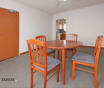 7/12 Moseley Street, Glenelg - Photo 2