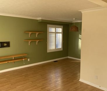 For Lease - 513 Lynett Crescent, Richmond Hill, Ontario - Photo 2