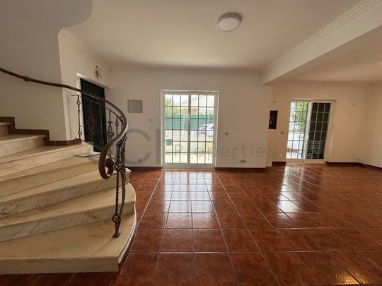 Moradia T4 em Setúbal - Photo 1