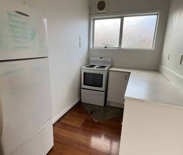 FIVE BEDROOM - CITY CENTRE - Photo 4