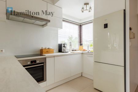 Dom w zabudowie bliźniaczej o powierzchni użytkowej 155 m2 z ogrodem na Wawrze - Photo 4