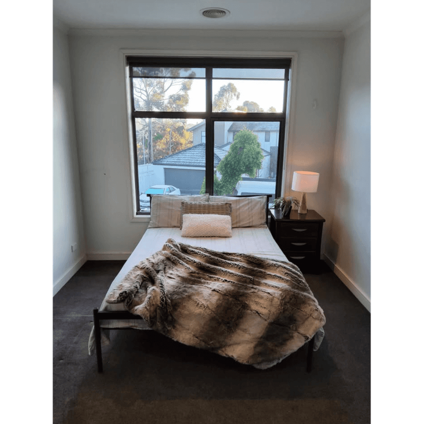 Modern and Affordable Living in Mulgrave, all bills included - Photo 1