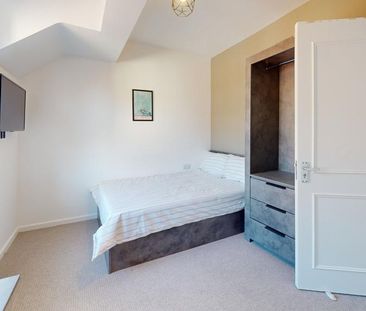 1 bedroom in a house share to rent - Photo 1