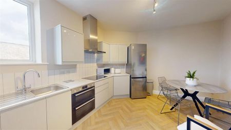 3 bedroom house share to rent - Photo 4