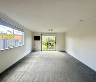 8 Jasmine Street, Bell Park - Photo 4