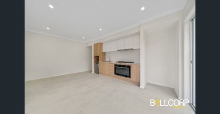 Luxurious two-bedroom home designed for easy living and entertainment! Open Home Tuesday 16 December @ 6.30pm - Photo 3