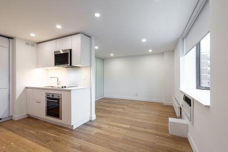 800 Richmond Street West - Photo 2