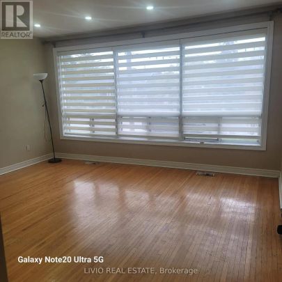 30 BENSTROW AVENUE - Photo 1