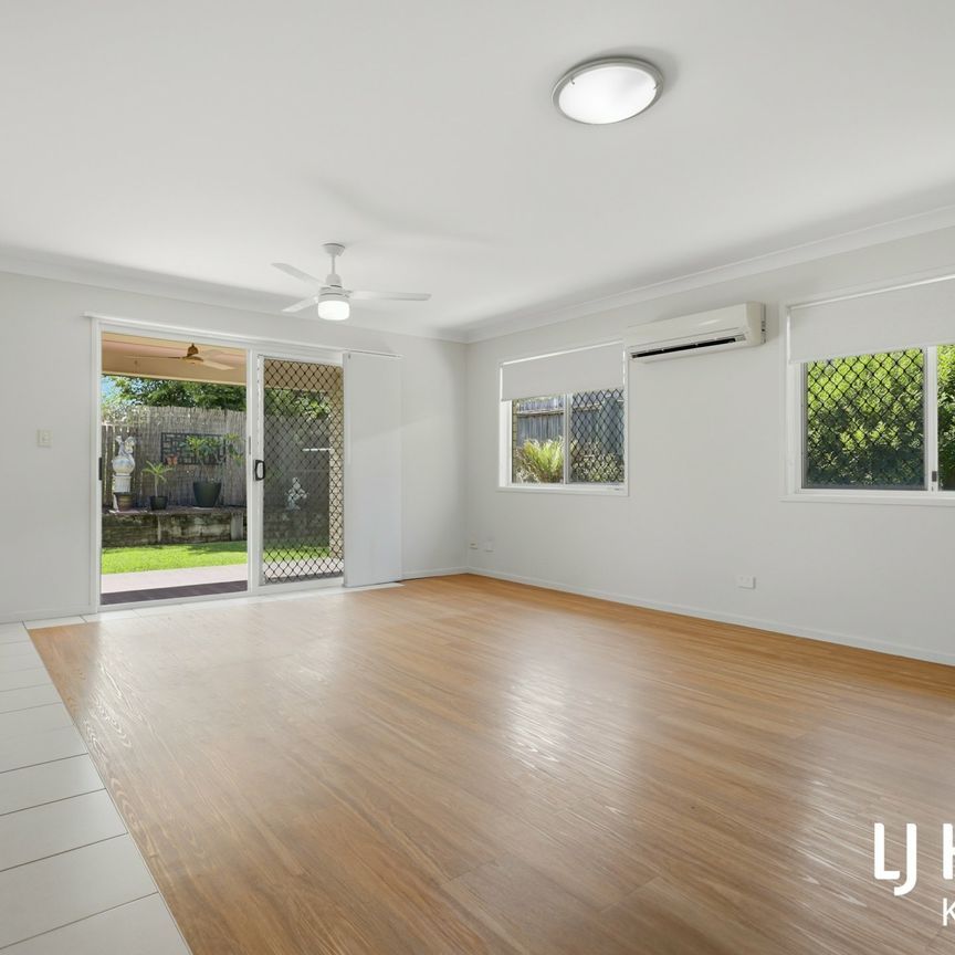 Private Complex In Superb Location! - Photo 1