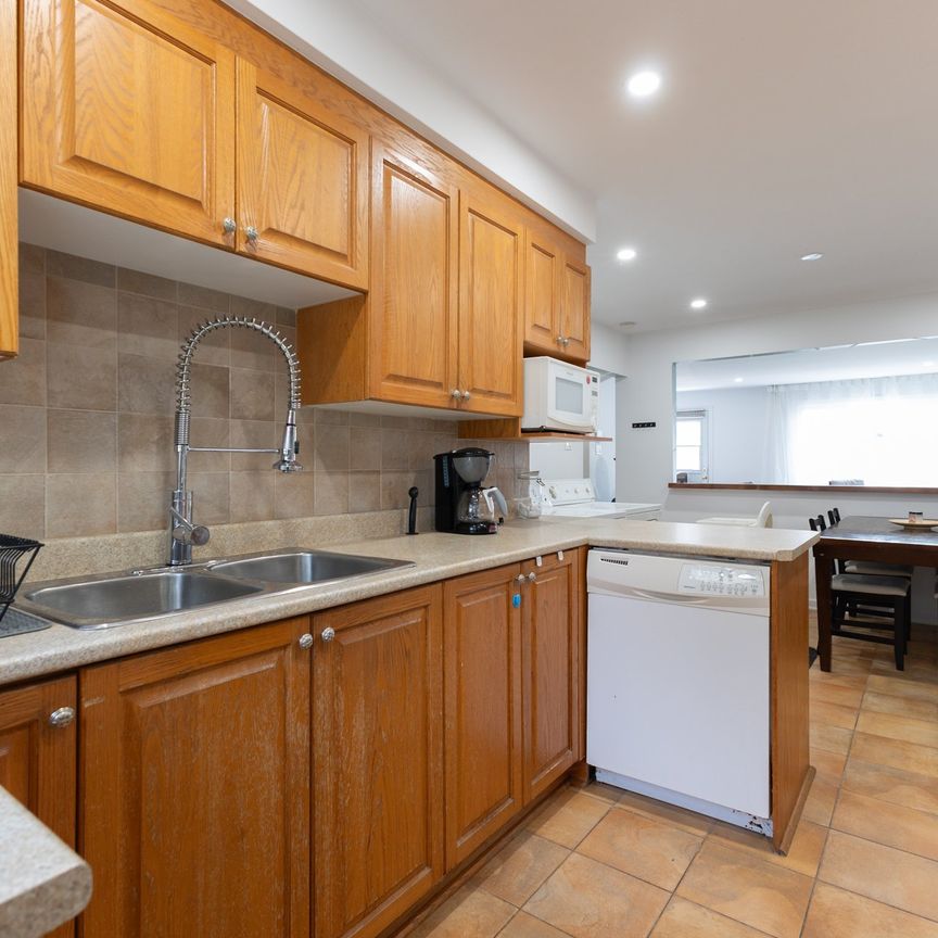 920 56e Avenue - Photo 1