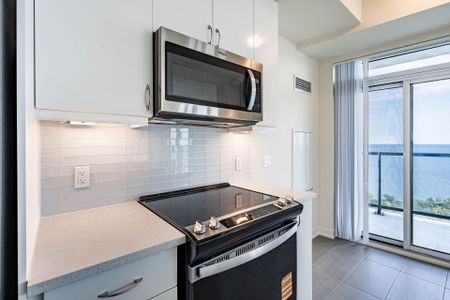 For Lease - 38 Annie Craig Drive Unit# 4905, Toronto, Ontario - Photo 3