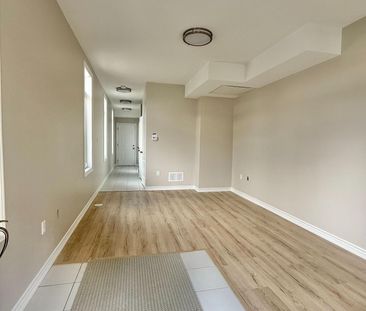 For Lease - 61 Springdale Avenue, Caledon, Ontario - Photo 3