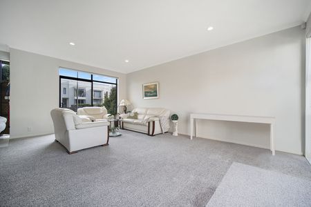 Family home Stonefields - Photo 4