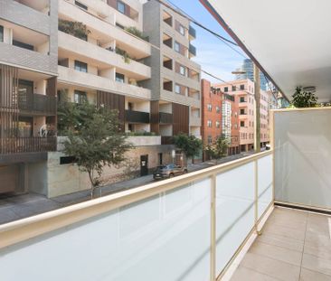 10 Pattison Street, St Kilda VIC 3182 - Townhouse For Rent | Domain - Photo 3