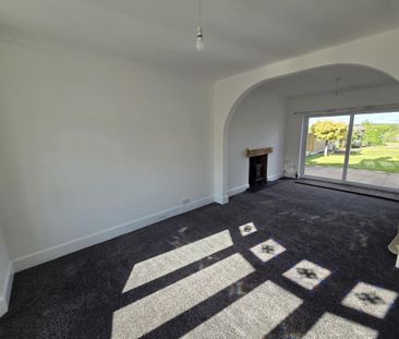 3 bedroom detached house to rent - Photo 2