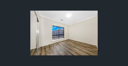 Spacious Family Living in the Heart of Kalkallo - Photo 5