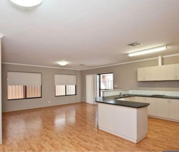 Private Home in Great Location - Photo 2