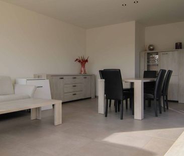 Appartement te huur in Ieper voor € 795 met 1 slaapkamer - Photo 3