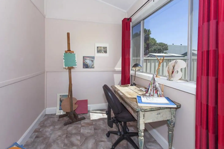 Central Location - Photo 4