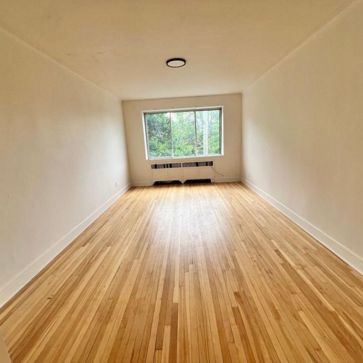 Appartement à louer - Montréal (Côte-des-Neiges/Notre-Dame-de-Grâce) (Côte-des-Neiges) Appartement à louer - Montréal (Côte-des-Neiges/Notre-Dame-de-Grâce) (Côte-des-Neiges) - Photo 1