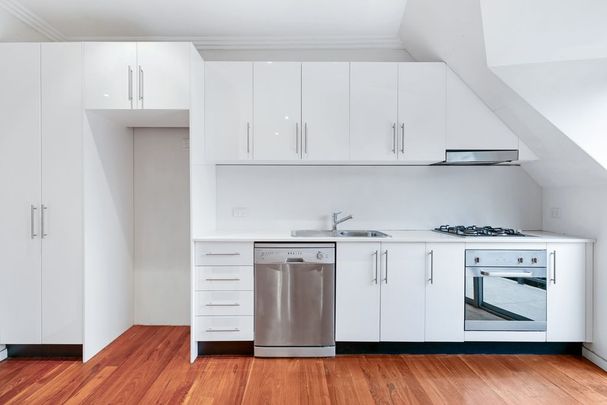 Studio apartment located on King Street - Photo 1