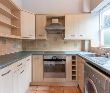 2 bed flat to rent in Akenside Terrace, Jesmond, NE2 - Photo 2