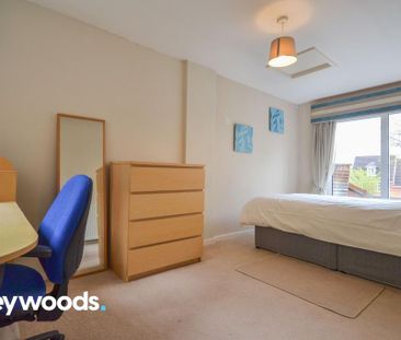1 bedroom house of multiple occupation to rent - Photo 4
