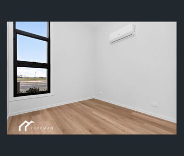 9 Cosmopolitan Drive, Wyndham Vale, Vic 3024 - Photo 4