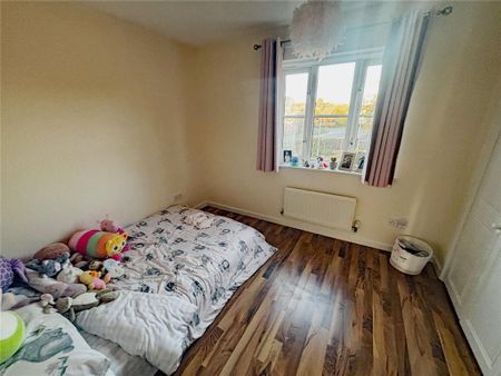 2 bedroom semi-detached house to rent - Photo 2