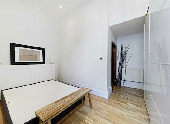 Cornwall Gardens - Photo 1