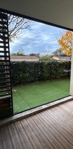 Location Appartement 2 pièces 43m² ROYAN 17200 - Photo 1