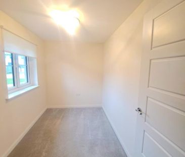 3 bedroom end of terrace house to rent - Photo 6