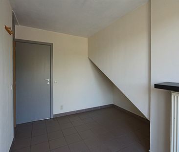 Instapklaar dakappartement/studio in centrum Westmeerbeek - Photo 1