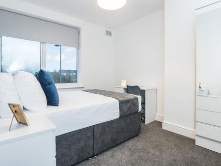 4 bedroom house to rent - Photo 3