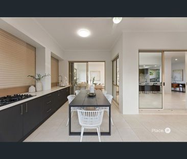 66 Mayfield Road, Moorooka, Qld 4105 - Photo 6