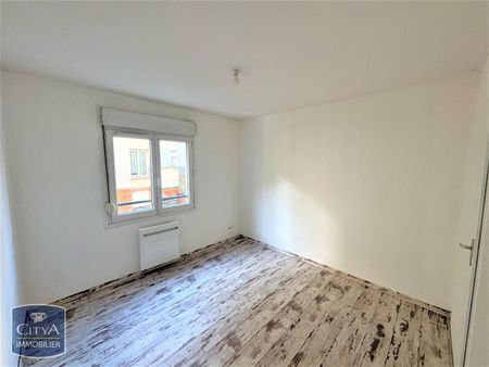 Location Appartement 3 pièces 63m² LILLE 59000 - Photo 2