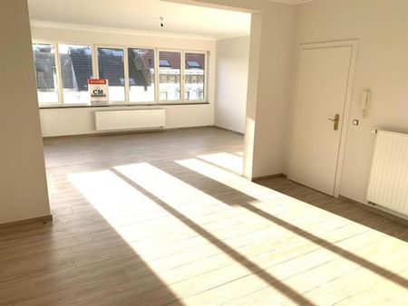 Appartement te huur - Photo 2