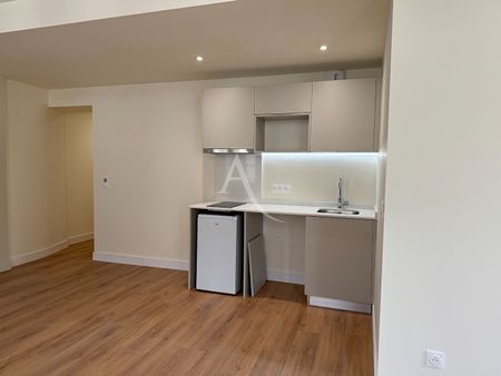 Location appartement 1 pièce, 35.96m², Saintes - Photo 2