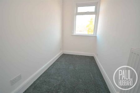 Somerton Avenue, Lowestoft, NR32 - Photo 4